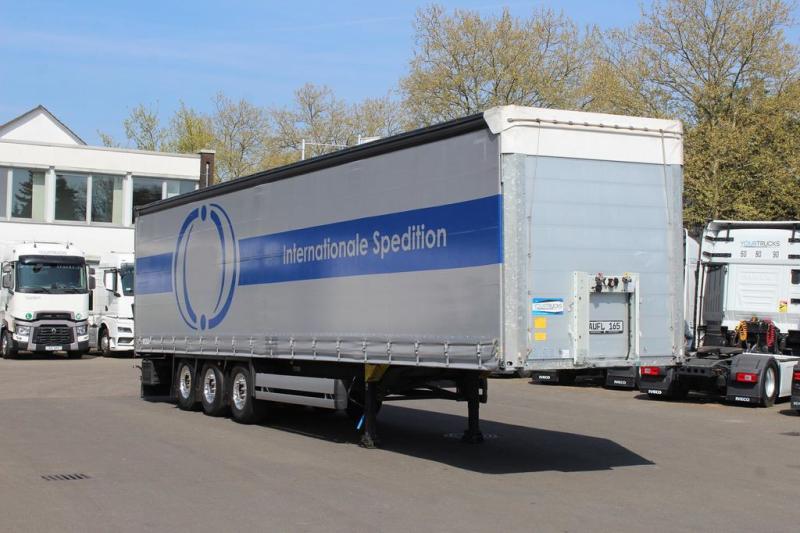 Semirremolque Schmitz Cargobull Standard/ 2,8h/ Edscha/ 2xLift/ Coil/ Alufelgen