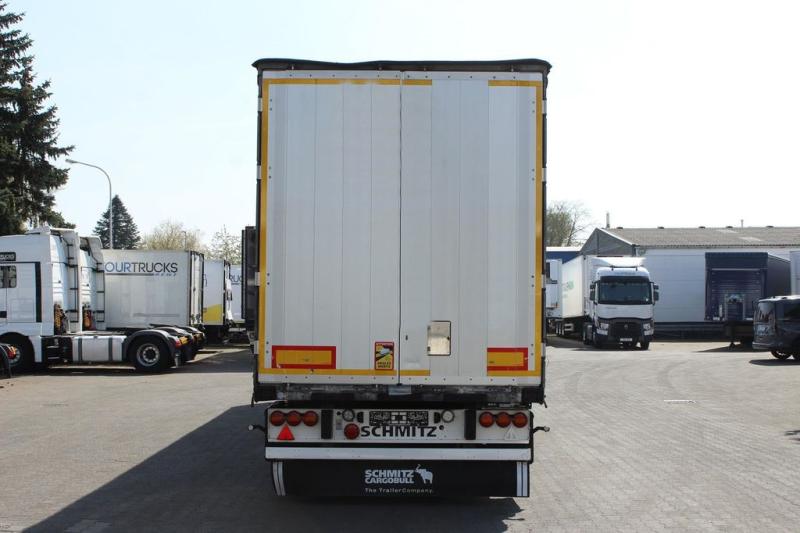 Semirremolque Schmitz Cargobull Standard/ 2,8h/ Edscha/ 2xLift/ Coil/ Alufelgen