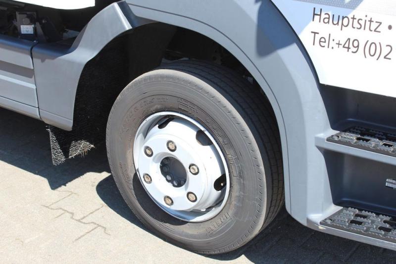 Ciężarówka Mercedes Atego