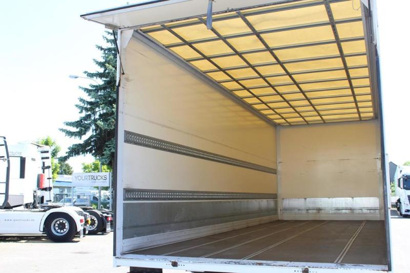 Ciężarówka Mercedes Atego