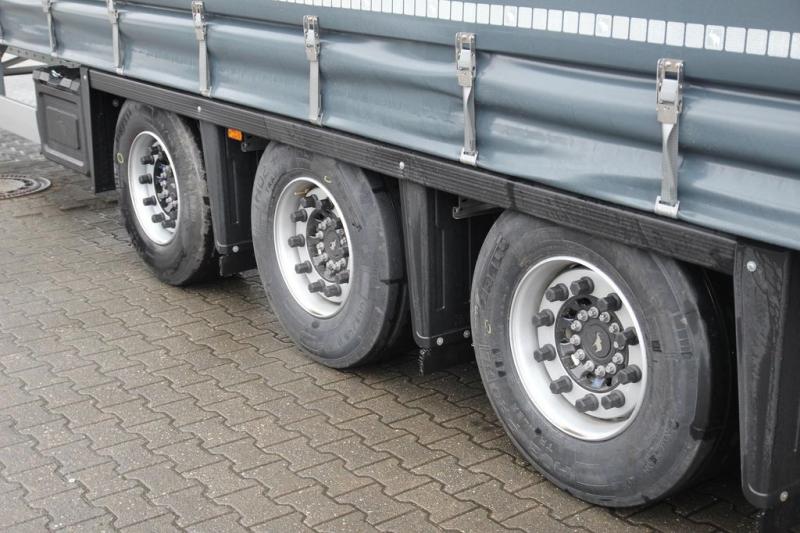 Semi-remorque Schmitz Cargobull Mega Plane Hubdach /Miete / Only Rent // Mega