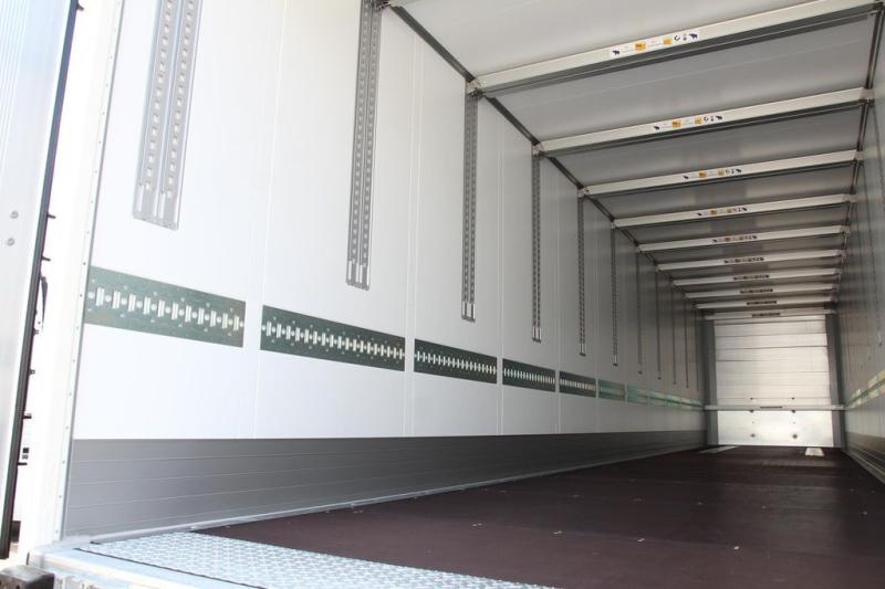 Semirimorchio Schmitz Cargobull Koffer  /DS/Liftachse/4x Pal.-Kasten/NEU !