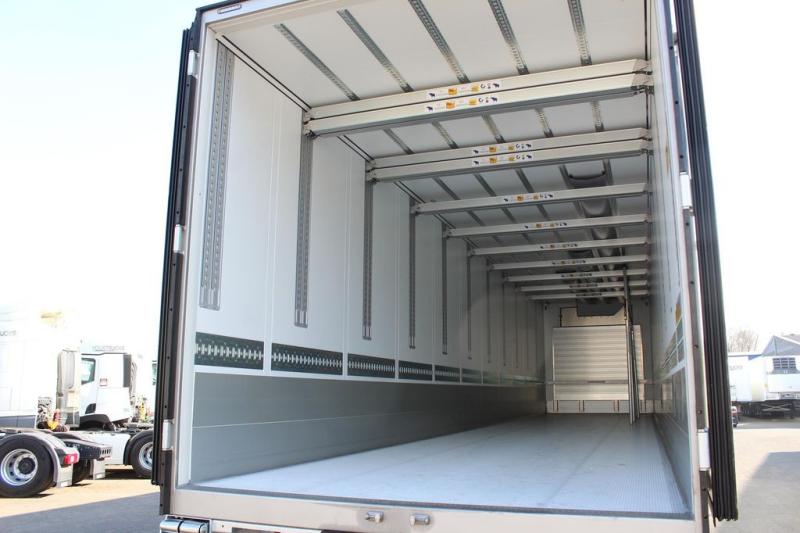 Semirremolque Schmitz Cargobull Thermo KingA400 Blumen/Ladebordwand/Miete-Rent