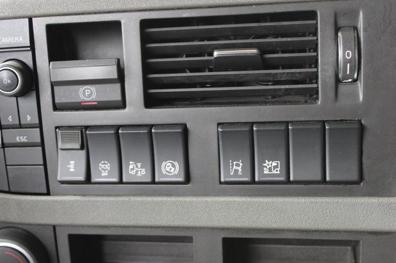Sattelzugmaschine Volvo 460