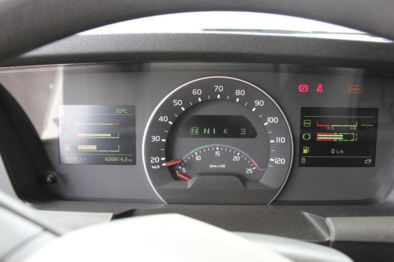 Sattelzugmaschine Volvo 460