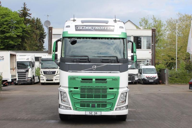 Sattelzugmaschine Volvo 460