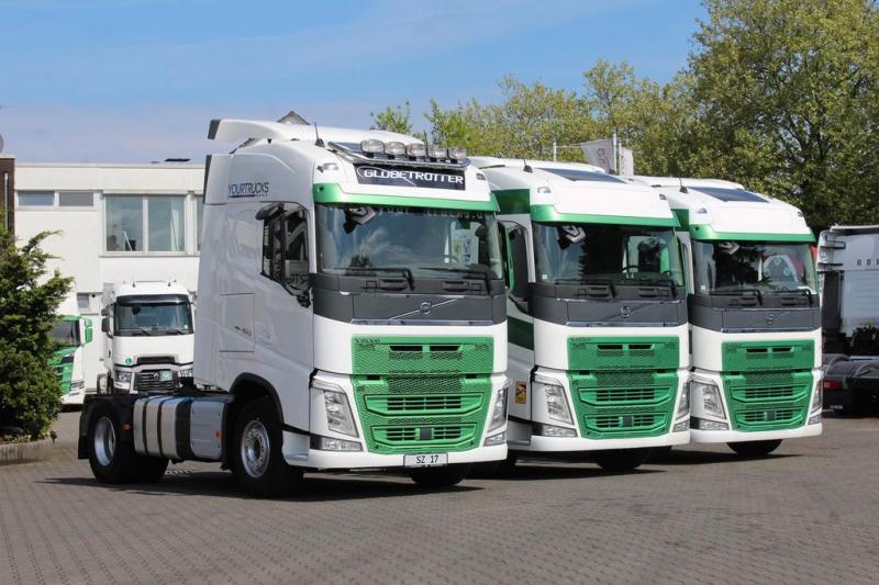 Sattelzugmaschine Volvo 460