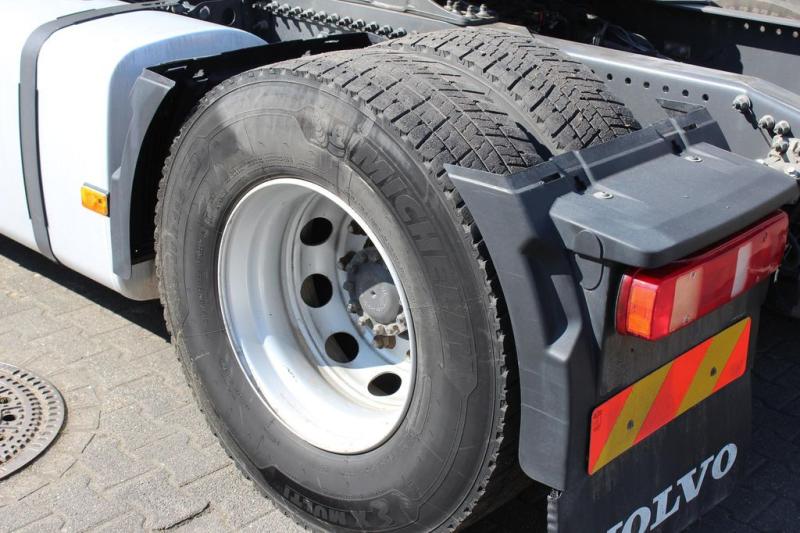 Sattelzugmaschine Volvo 460