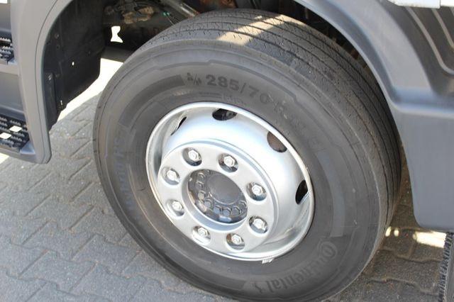 Camión Iveco Eurocargo ML 140 E 18