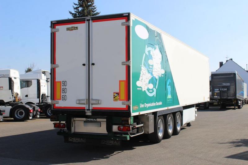 Semi-trailer Chereau Thermo King SLXe 200 /Aluboden /FRC 06/2025