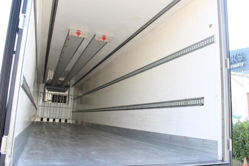 Semi-trailer Chereau Thermo King SLXe 200 /Aluboden /FRC 06/2025