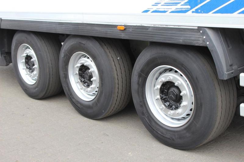 Semi-trailer Lamberet TK SLXi Spectrum/2,65h/Bi-Temp/LBW/FRC/Aluboden