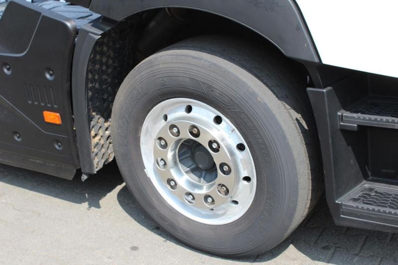 Cabeza tractora Renault T 520 E6 High Sleeper/Retarder/Kühlbox/ VIN: LD
