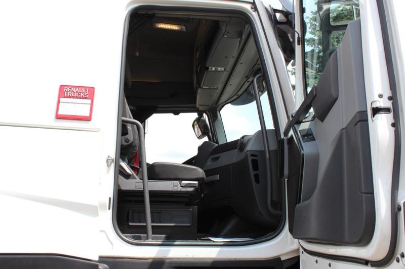Sattelzugmaschine Renault T 520 E6 High Sleeper/Retarder/Kühlbox/ VIN: LD