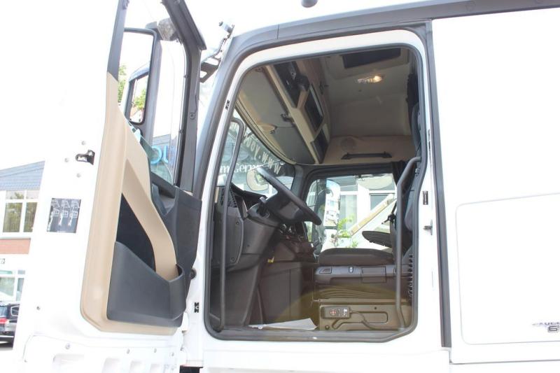 Tractor Mercedes Actros