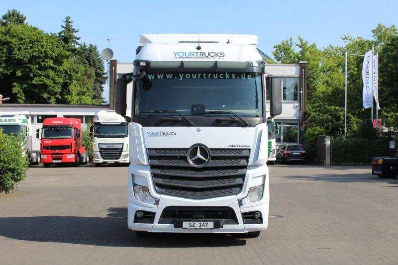 Tractor Mercedes Actros