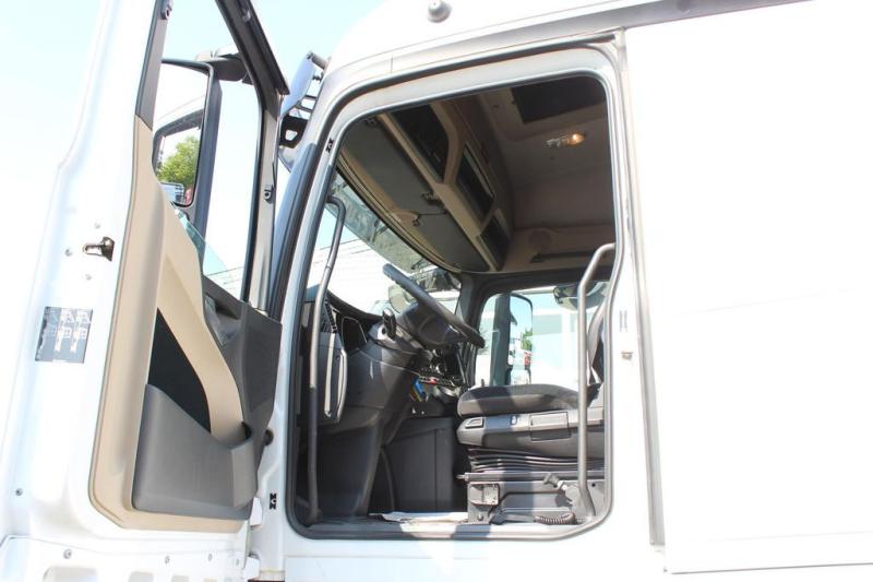 Tractor Mercedes Actros