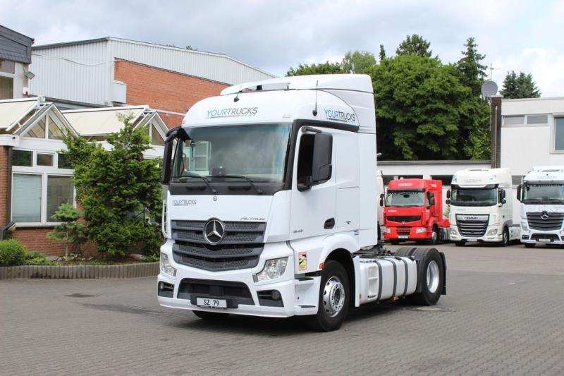 Ciągnik siodłowy Mercedes E Actros