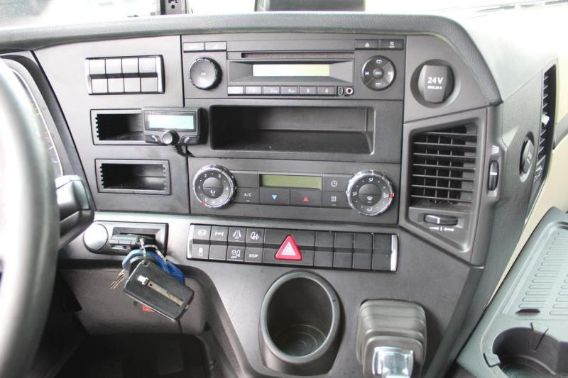 Ciągnik siodłowy Mercedes E Actros
