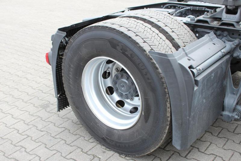 Ciągnik siodłowy Mercedes E Actros
