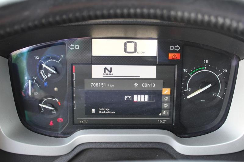 Ciągnik siodłowy Renault T 460 E6 / ACC / LDW / 2 Tanks / Kamera