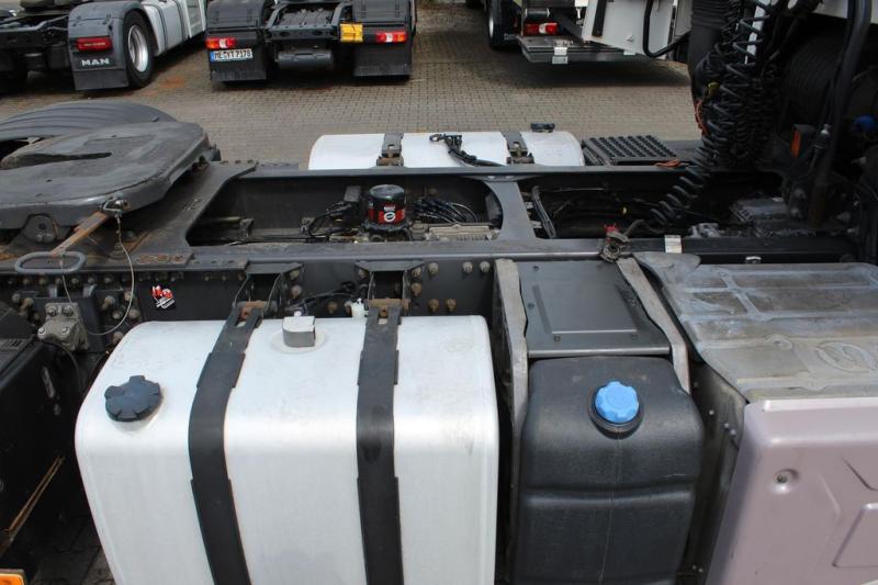 Ciągnik siodłowy Renault T 460 E6 / ACC / LDW / 2 Tanks / Kamera