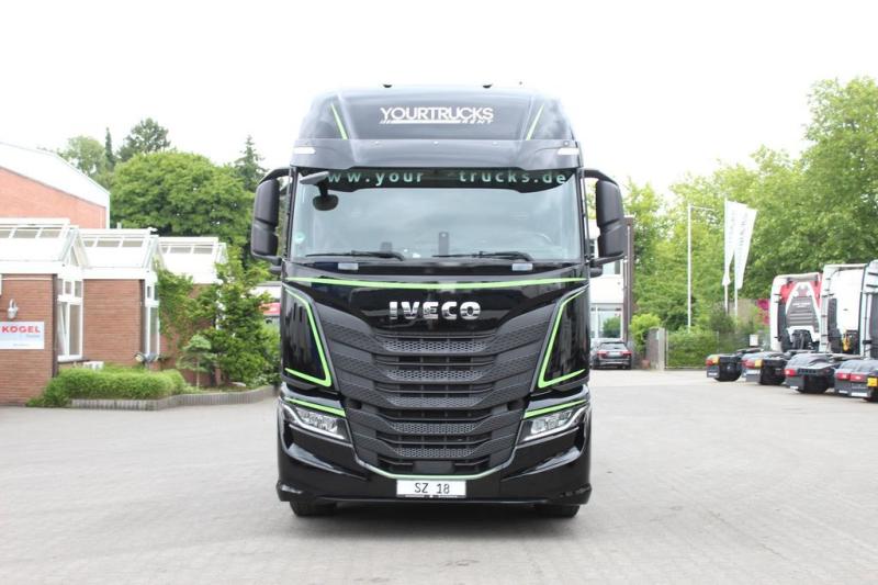 Tractor Iveco T-Way