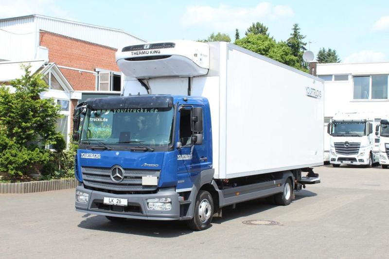 Camião Mercedes Atego