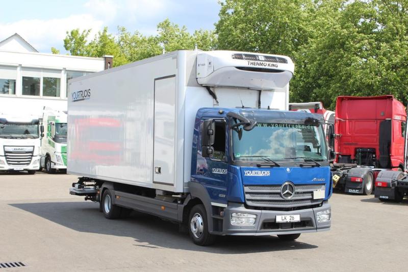 Camião Mercedes Atego