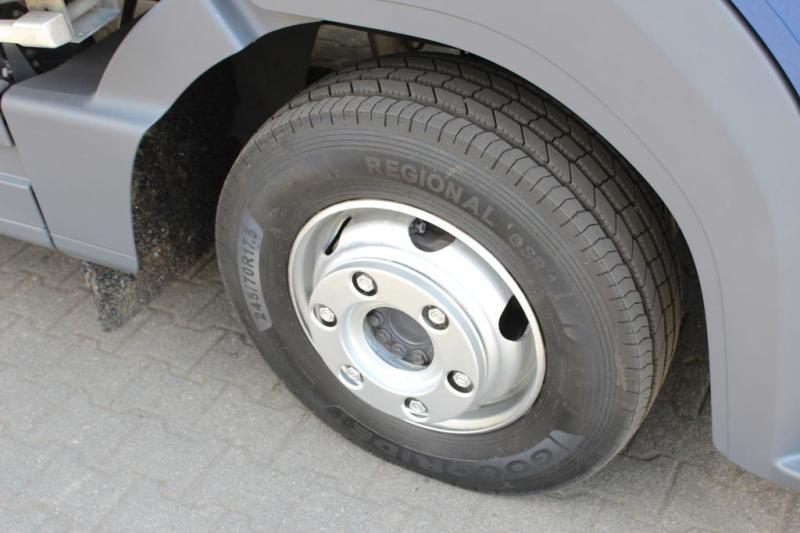 Camião Mercedes Atego