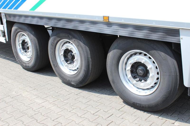 Semi-reboque Chereau TK SLXi Spectrum/ Bi-Multi-Temp./ TW/ FRC 26