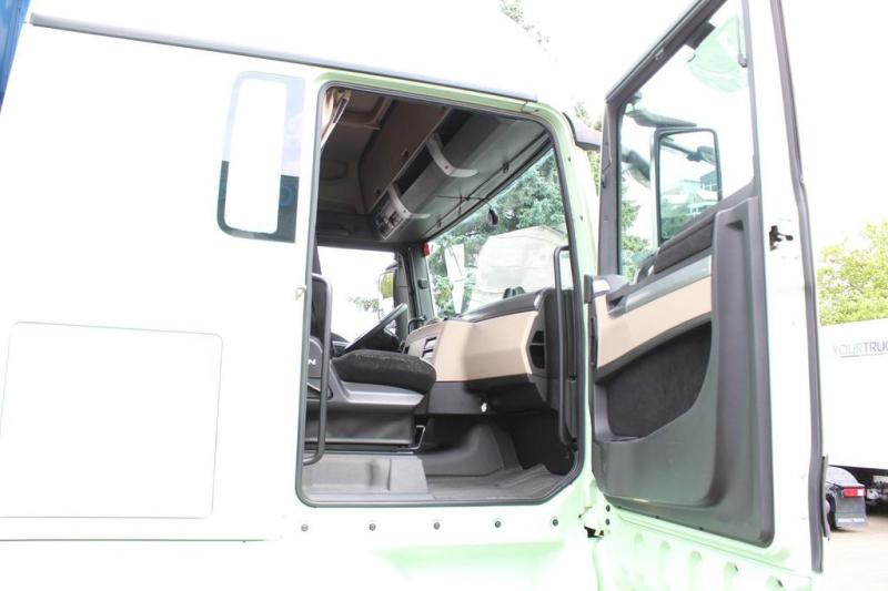 Autotreno MAN TGX