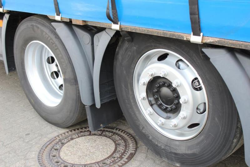 Autotreno MAN TGX