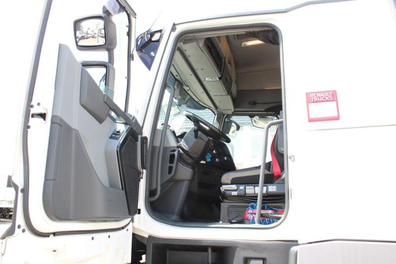 Trattore Renault T 520 E6 High Sleeper/Retarder/Kühlbox/ VIN: MD