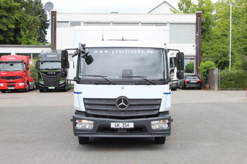 Camion Mercedes Atego