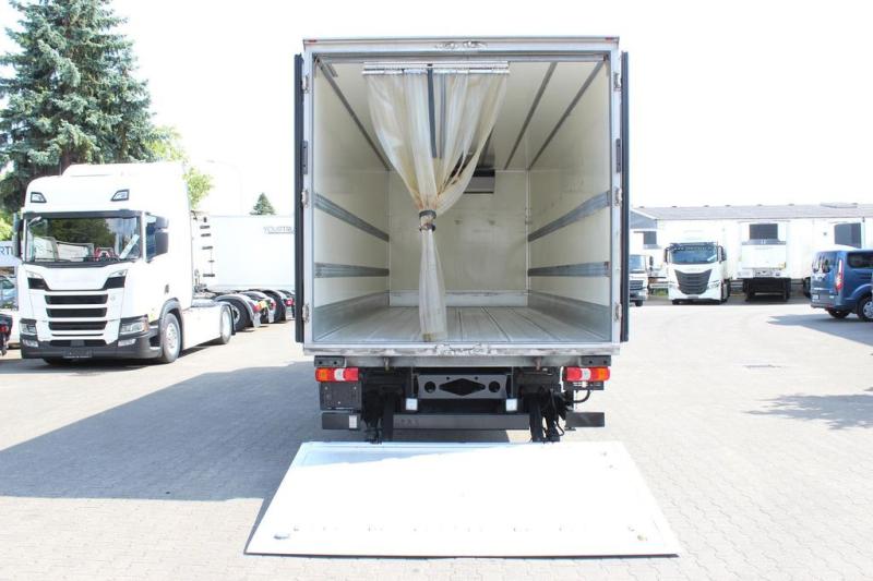 Camión Mercedes Atego