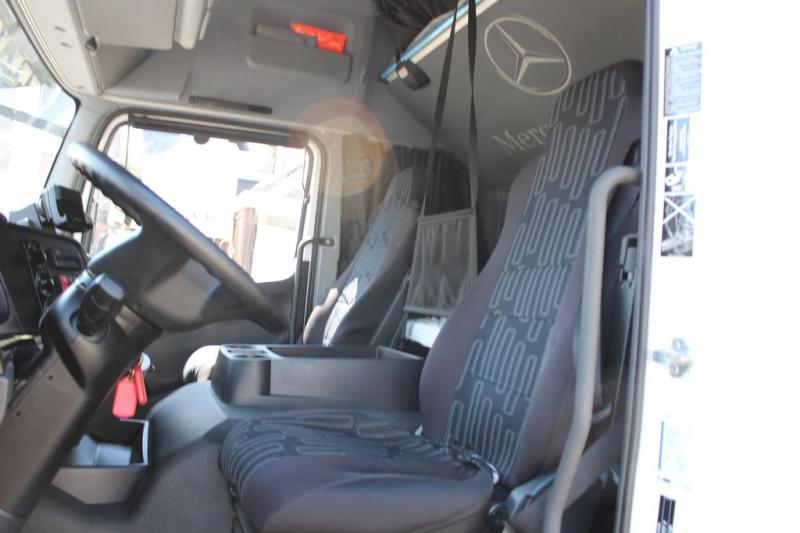 Camión Mercedes Atego