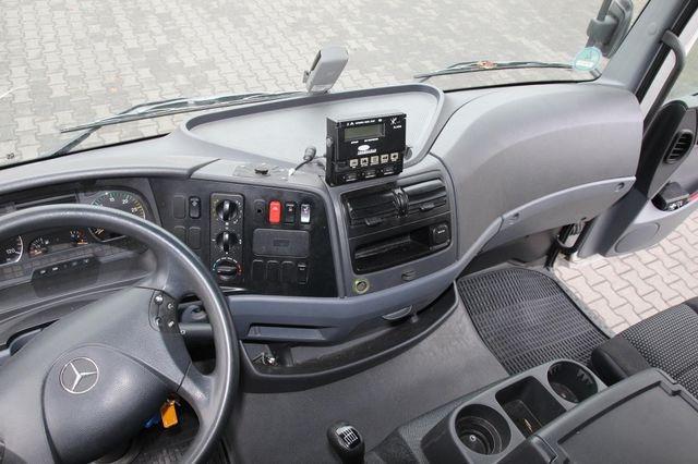 Camião Mercedes Atego 1222
