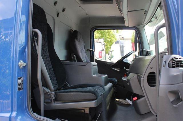 Camião Mercedes Atego 1223