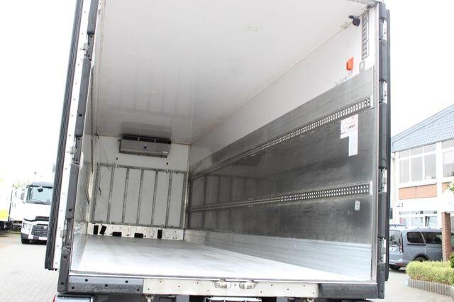 Camião Renault Gamme D WIDE