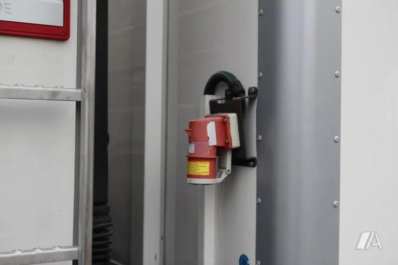 Ciężarówka Renault Gamme D WIDE