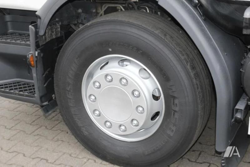 Ciężarówka Renault Gamme D WIDE