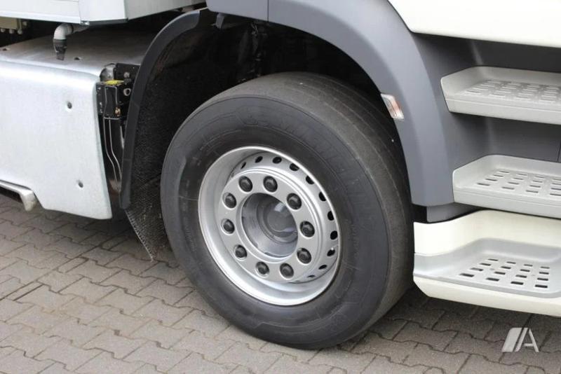 vrachtwagen DAF CF