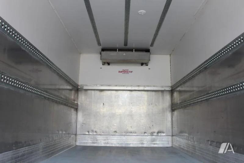 Camião DAF LF 250