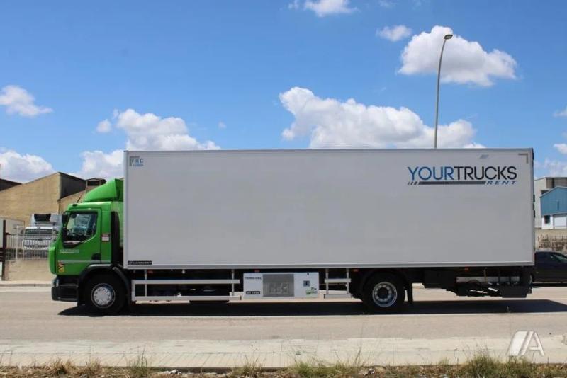 Ciężarówka Renault Gamme D WIDE
