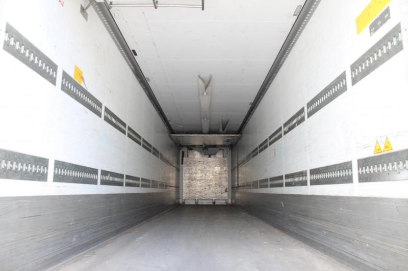 Semi-trailer Schmitz Cargobull   TK SLXe Spectrum BI-Temp Strom