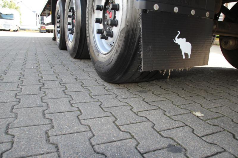 Semi-trailer Schmitz Cargobull Koffer    Koffer   Doppelstock   Miete-Rent