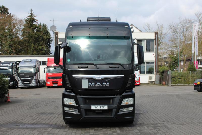 Cabeza tractora MAN TGX