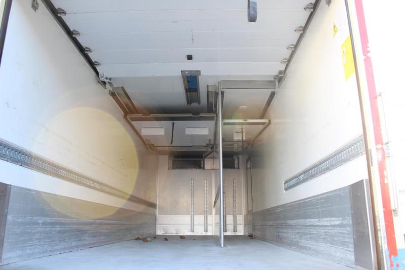 Camión Iveco   180E280 Frigoblock Bi-Temp. LBW Rolltor Strom