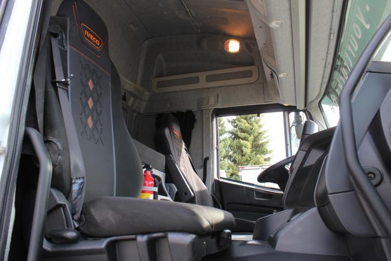 Ciągnik siodłowy Iveco AT 460 E6  Retarder   ACC   LDW   Hydraulik
